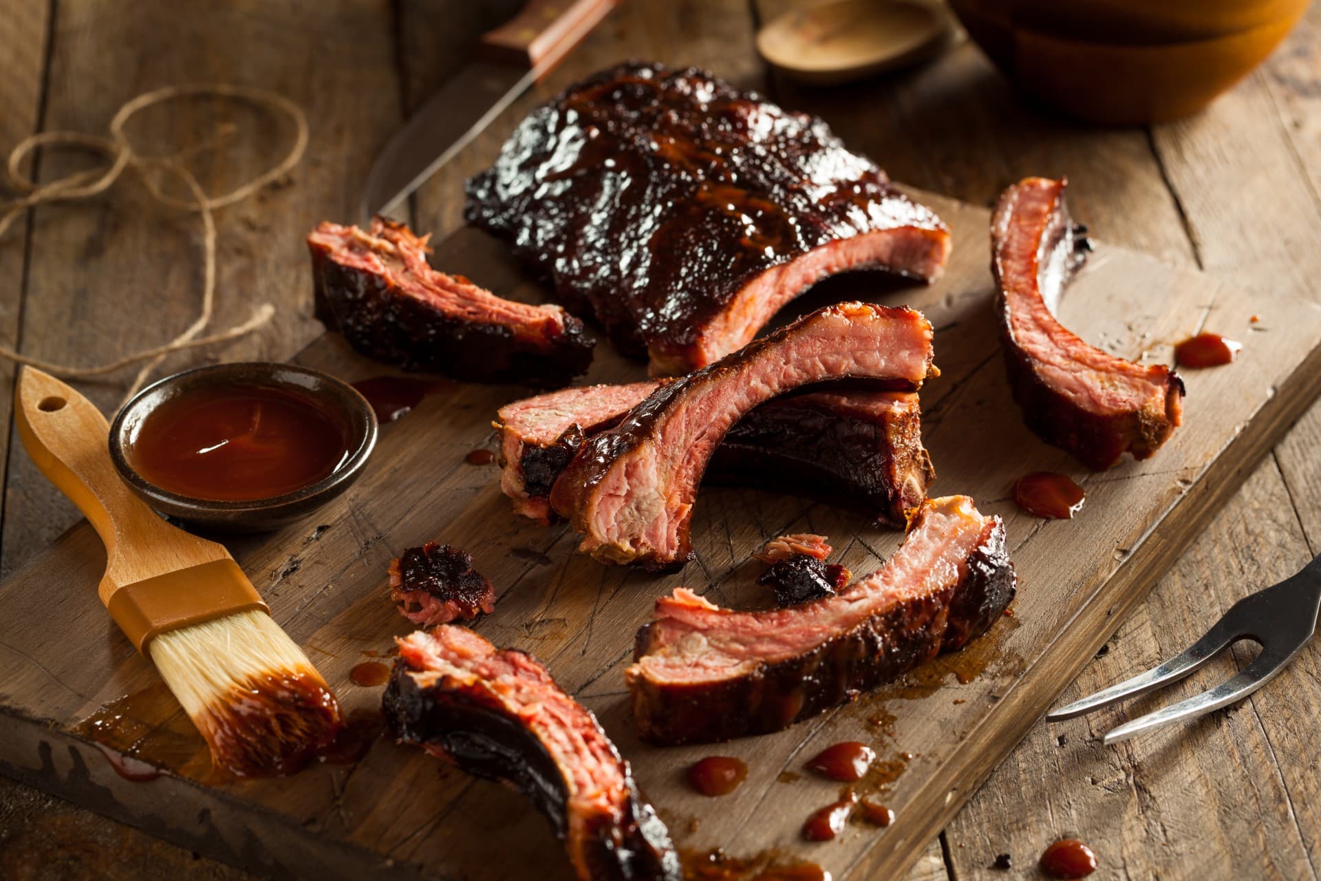 ribs on a cutting boad